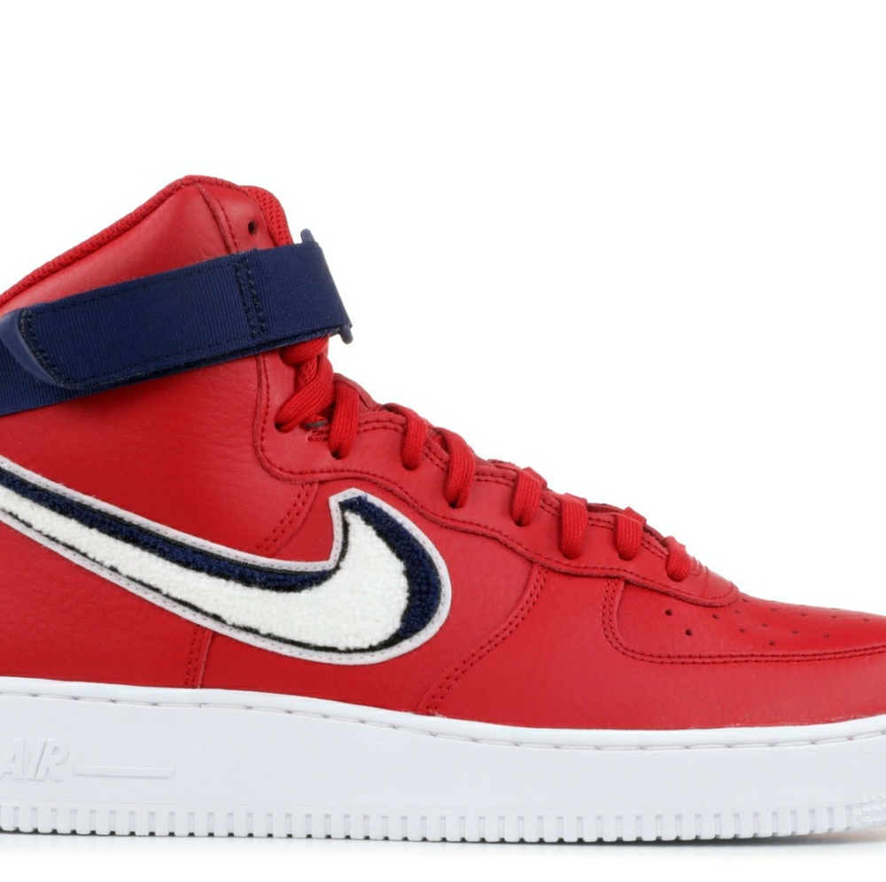Nike AF1 LV8